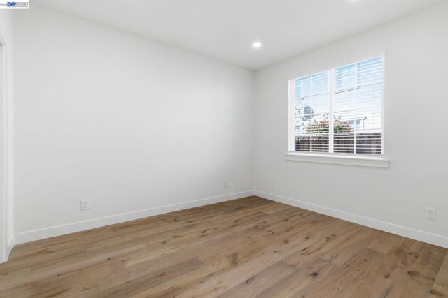 151 S Vista Hermosa St, Mountain House, CA 95391