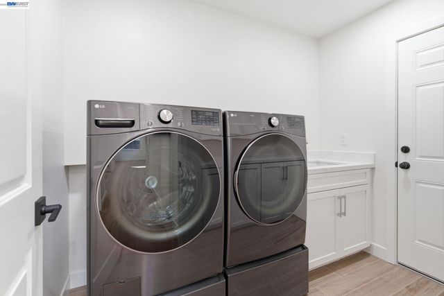 151 S Vista Hermosa St, Mountain House, CA 95391