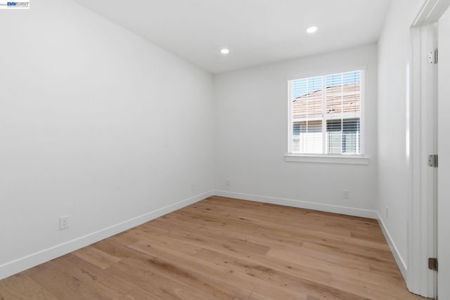 151 S Vista Hermosa St, Mountain House, CA 95391