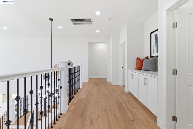 151 S Vista Hermosa St, Mountain House, CA 95391