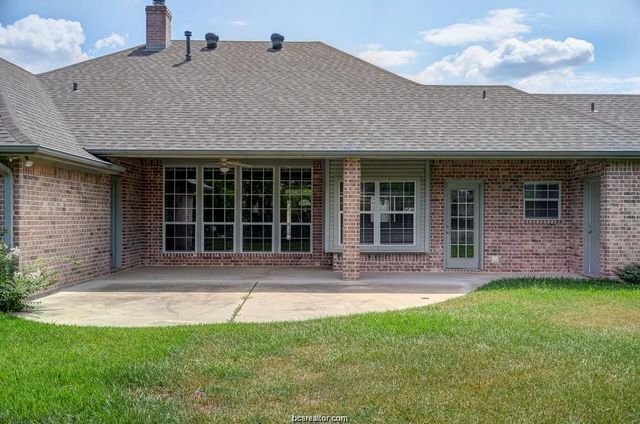 715 Berry Creek, College Station, TX 77845