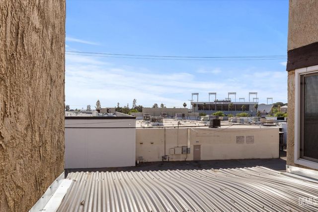 3516 Dana Street 3, Bakersfield, CA 93306