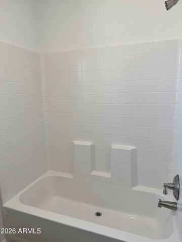 13631363 N Plaza Drive 11, Apache Junction, AZ 85120