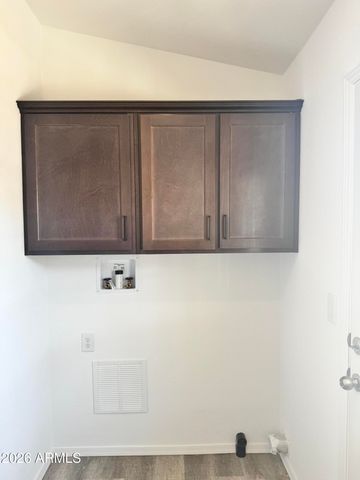 13631363 N Plaza Drive 11, Apache Junction, AZ 85120