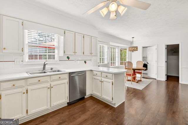 6146 Courtside Drive, Peachtree Corners, GA 30092