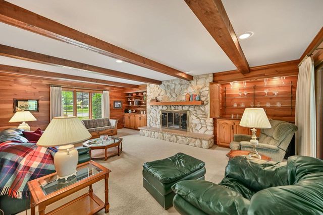 16015 Mark DRIVE, Brookfield, WI 53005