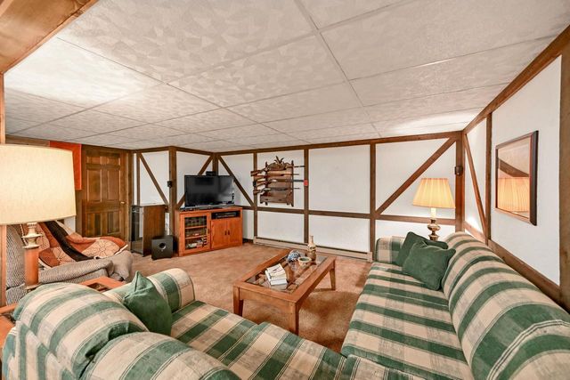 16015 Mark DRIVE, Brookfield, WI 53005