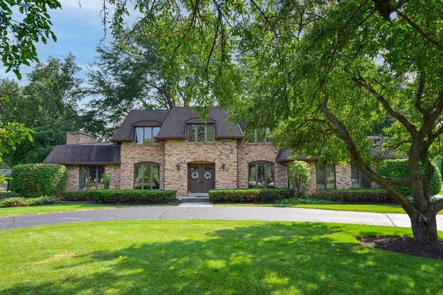 16015 Mark DRIVE, Brookfield, WI 53005