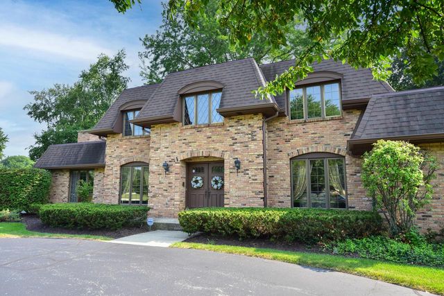 16015 Mark DRIVE, Brookfield, WI 53005
