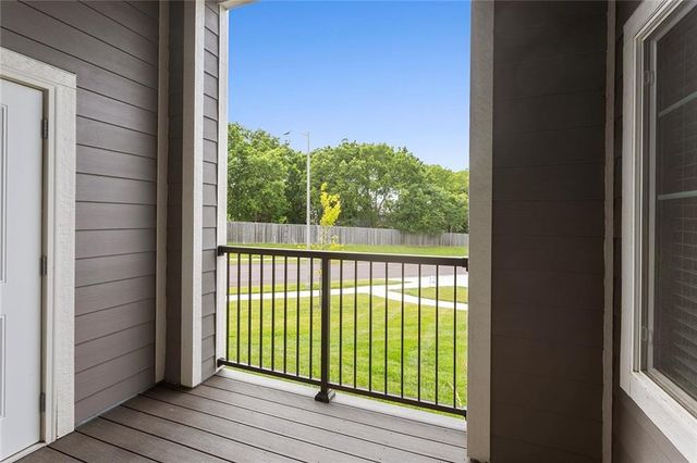 7800 W 123rd Street 118, Overland Park, KS 66213