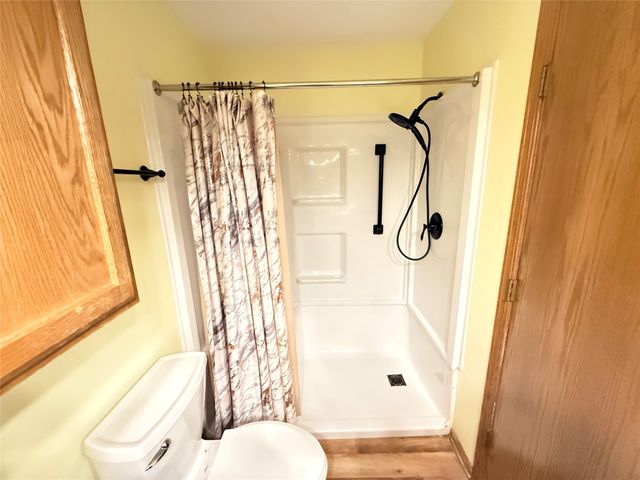 2248 E Park Avenue, Des Moines, IA 50320