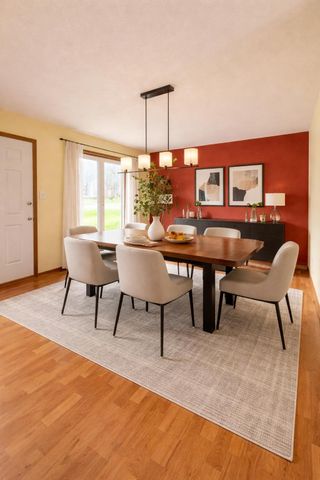 2248 E Park Avenue, Des Moines, IA 50320