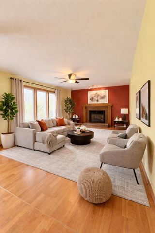 2248 E Park Avenue, Des Moines, IA 50320