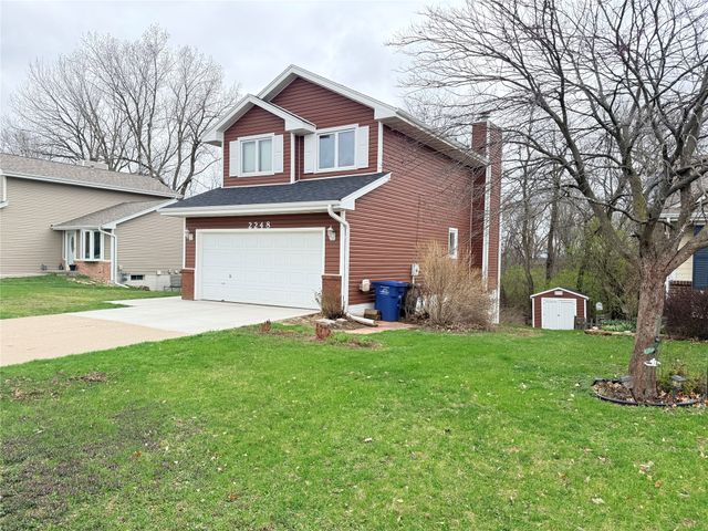 2248 E Park Avenue, Des Moines, IA 50320