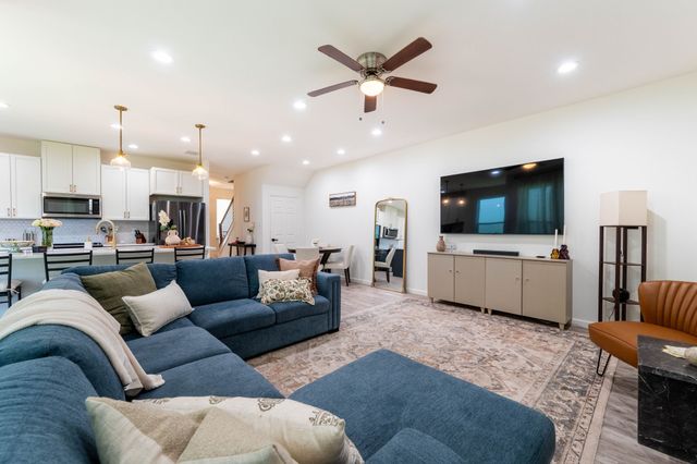 7104 Bayhill Lane, Rowlett, TX 75088