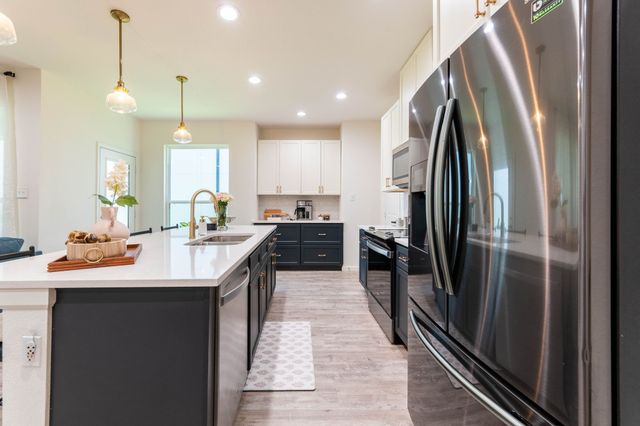 7104 Bayhill Lane, Rowlett, TX 75088