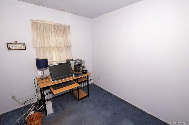 385 Beacon Avenue, Lindenhurst, NY 11757