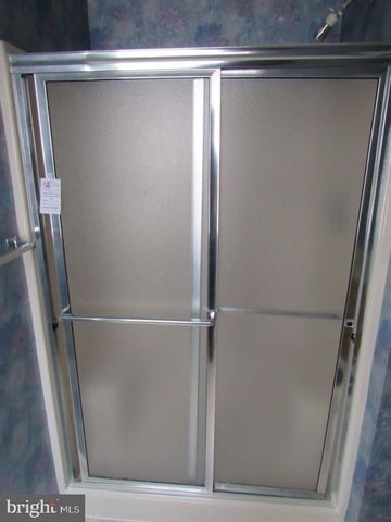 65 MILL POND DR, Lancaster, PA 17603