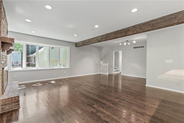 8306 W 97th Terrace, Overland Park, KS 66212