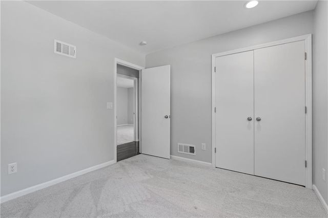 8306 W 97th Terrace, Overland Park, KS 66212
