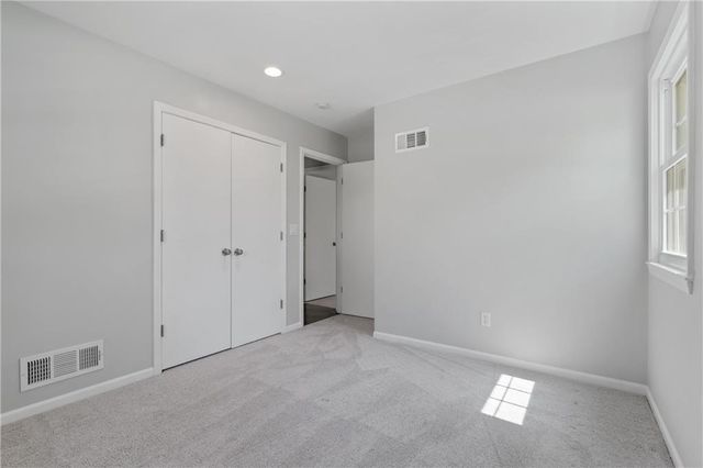 8306 W 97th Terrace, Overland Park, KS 66212