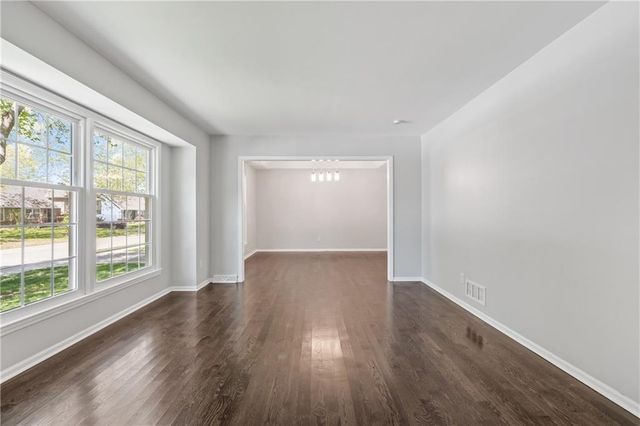 8306 W 97th Terrace, Overland Park, KS 66212