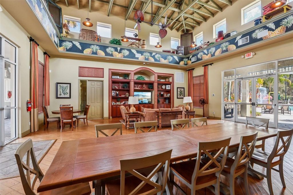 Image 28 of property listing at 20613 WHITEWOOD WAY, Tampa, FL 33647