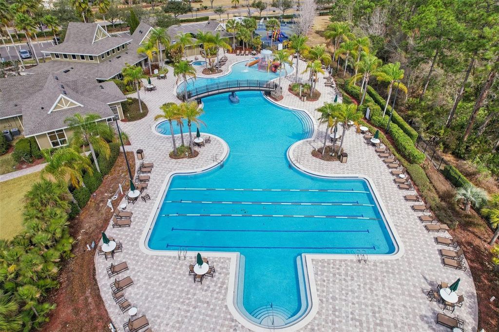 Image 31 of property listing at 20613 WHITEWOOD WAY, Tampa, FL 33647