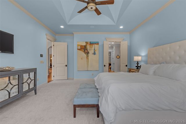 10617 S Winston Court, Tulsa, OK 74137