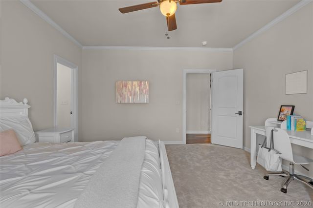 10617 S Winston Court, Tulsa, OK 74137