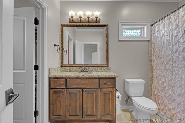 10617 S Winston Court, Tulsa, OK 74137