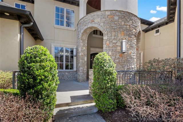 10617 S Winston Court, Tulsa, OK 74137