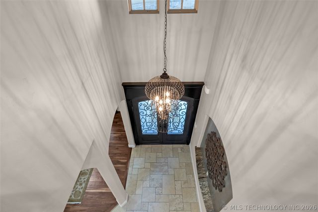 10617 S Winston Court, Tulsa, OK 74137