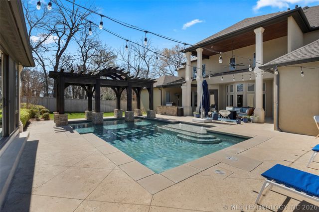 10617 S Winston Court, Tulsa, OK 74137