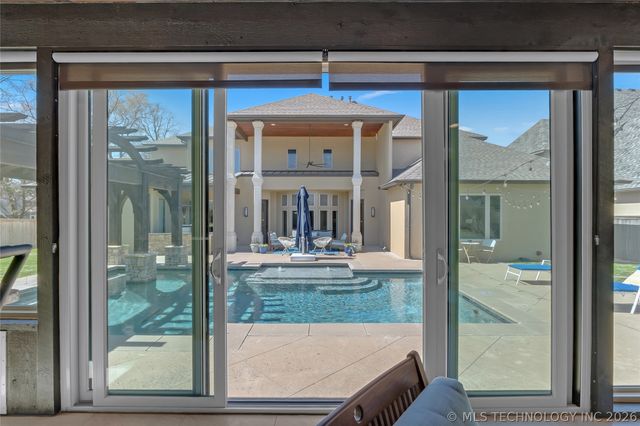 10617 S Winston Court, Tulsa, OK 74137