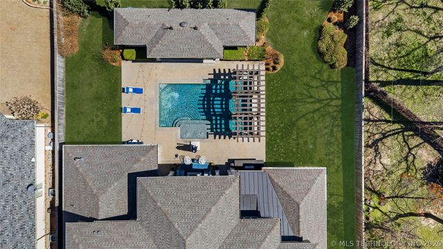 10617 S Winston Court, Tulsa, OK 74137