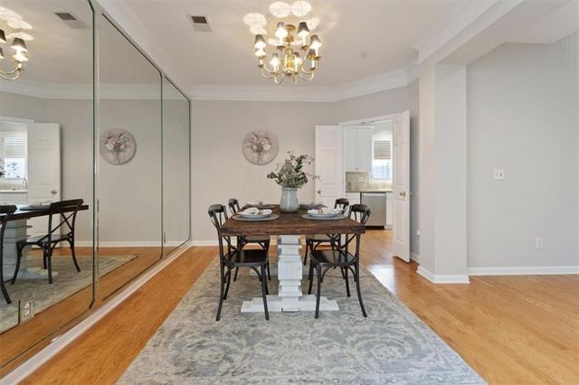 1262 Parkview NW Lane, Kennesaw, GA 30152