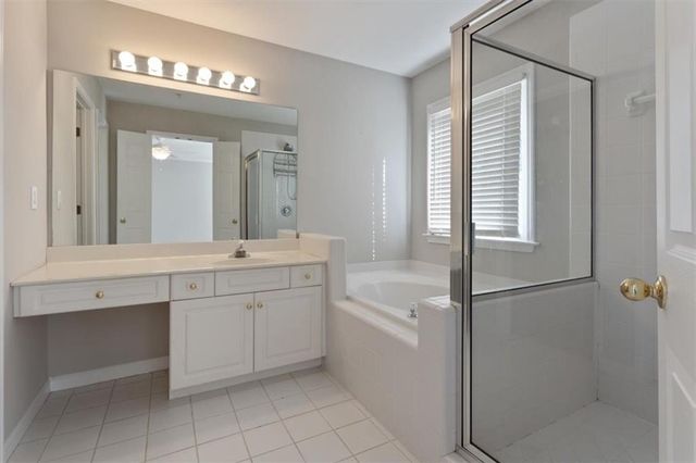 1262 Parkview NW Lane, Kennesaw, GA 30152