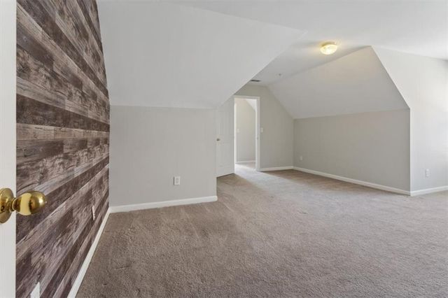 1262 Parkview NW Lane, Kennesaw, GA 30152