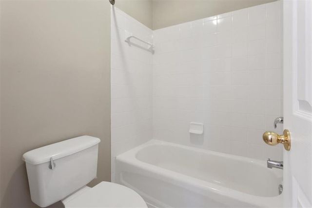 1262 Parkview NW Lane, Kennesaw, GA 30152