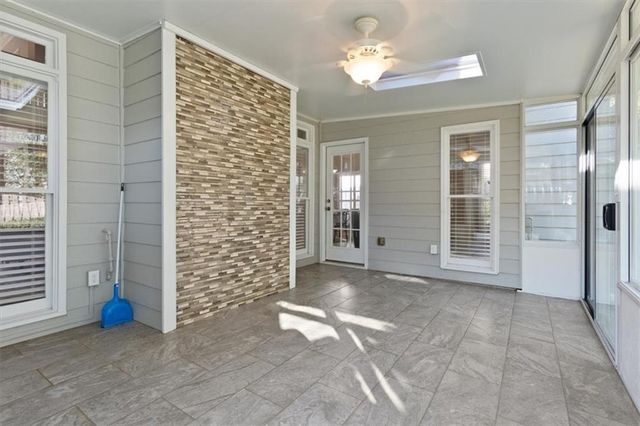 1262 Parkview NW Lane, Kennesaw, GA 30152