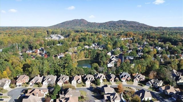 1262 Parkview NW Lane, Kennesaw, GA 30152