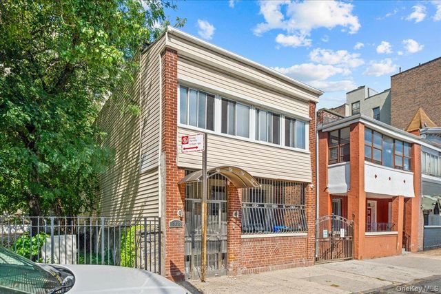 1373 Plimpton Avenue, Bronx, NY 10452