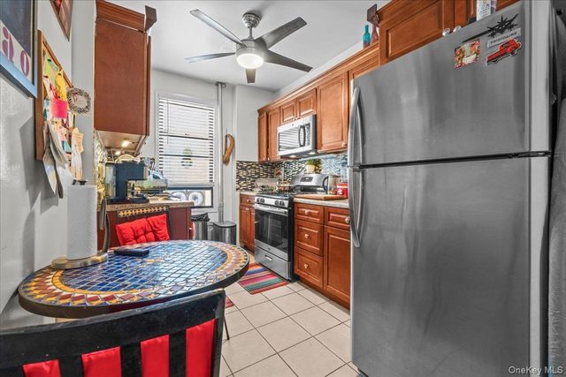 1373 Plimpton Avenue, Bronx, NY 10452