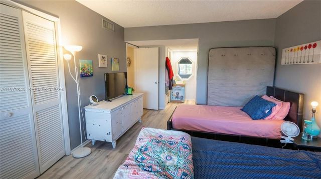 2900 N Course Dr 804, Pompano Beach, FL 33069