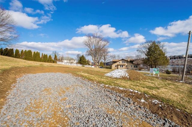 00 McClelland Rd, Canonsburg, PA 15301