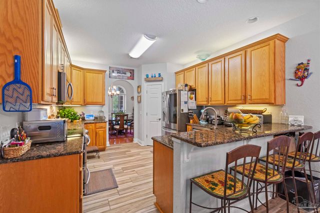 5984 Happy Hollow Dr, Milton, FL 32570