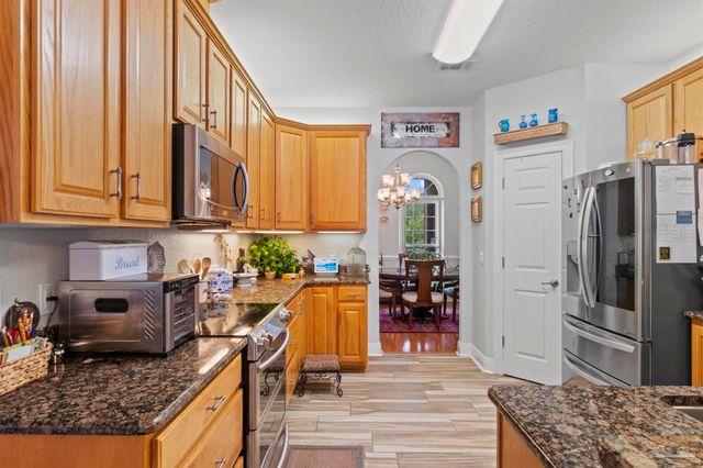 5984 Happy Hollow Dr, Milton, FL 32570