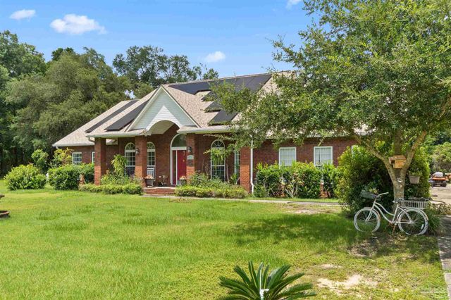 5984 Happy Hollow Dr, Milton, FL 32570