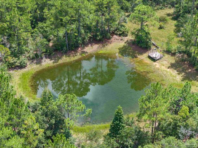 5984 Happy Hollow Dr, Milton, FL 32570